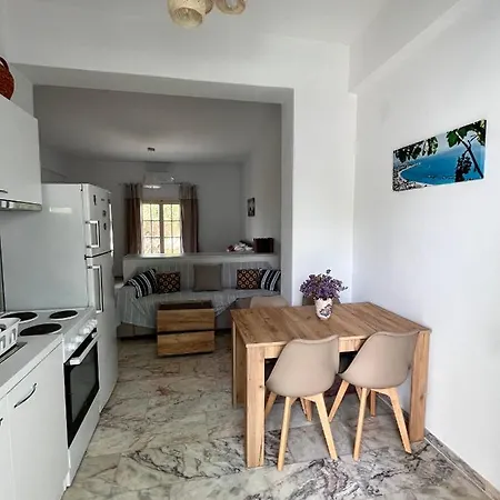 Vakantiehuis Alamena Ii *